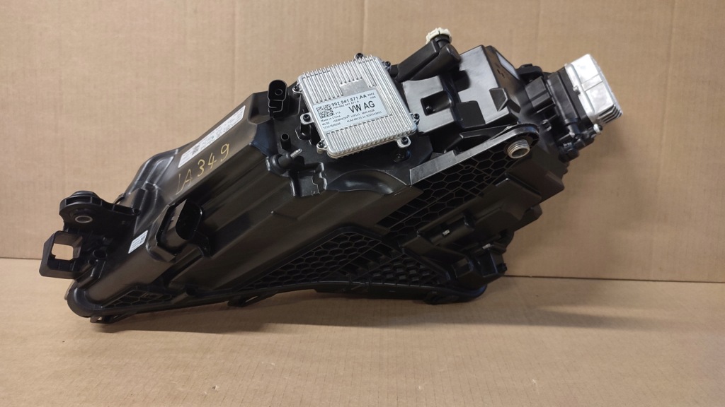 фото №8, Skoda superb iii lift 3v1 лампа права full led