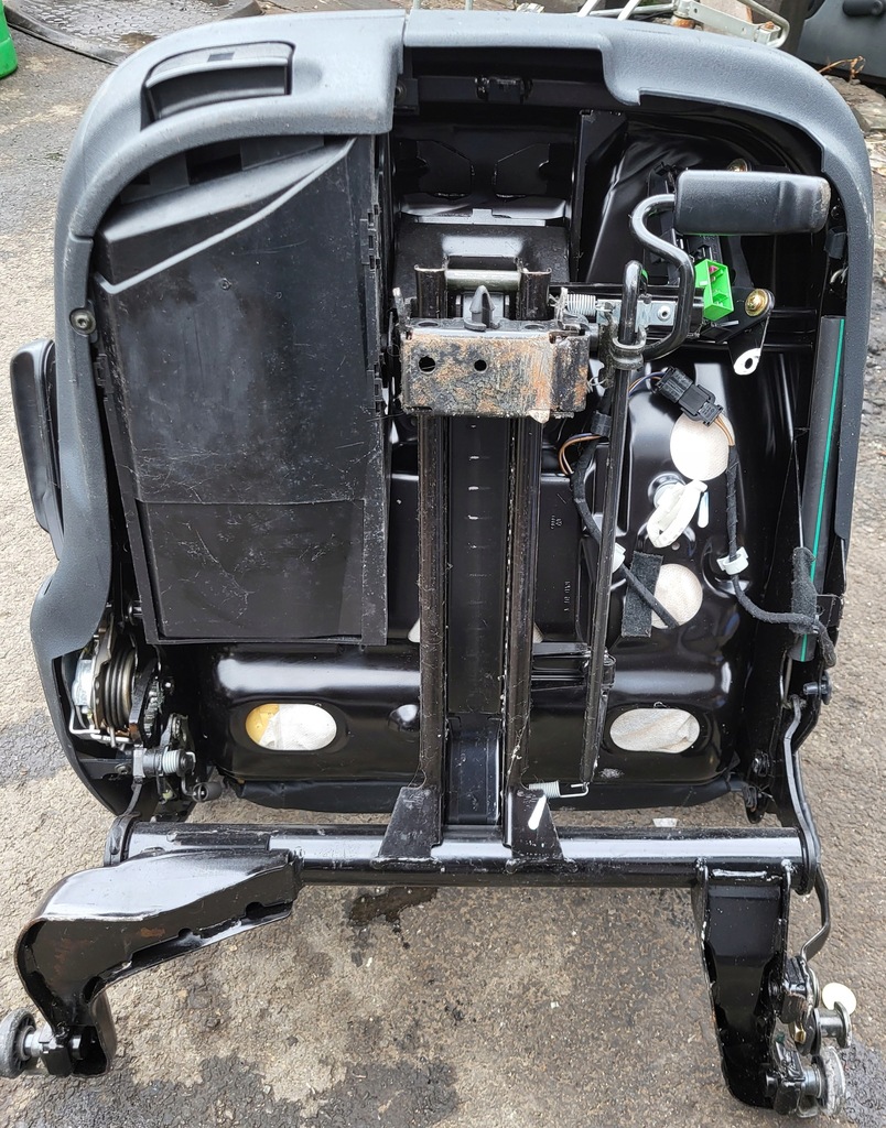 фото №12, Сидіння правий перед пасажира підігріваємий audi a3 s3 8l 3d оригінальний номер eu шкіряний