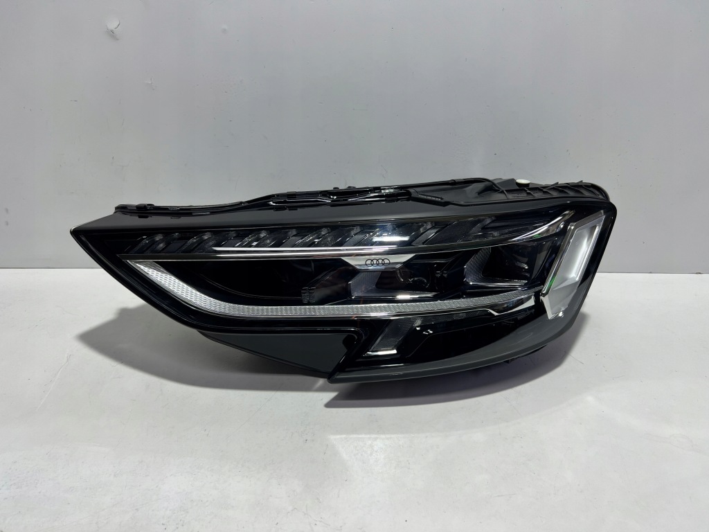 Audi a8 d5 рестайлинг  full led matrix фара левая правый Недорого