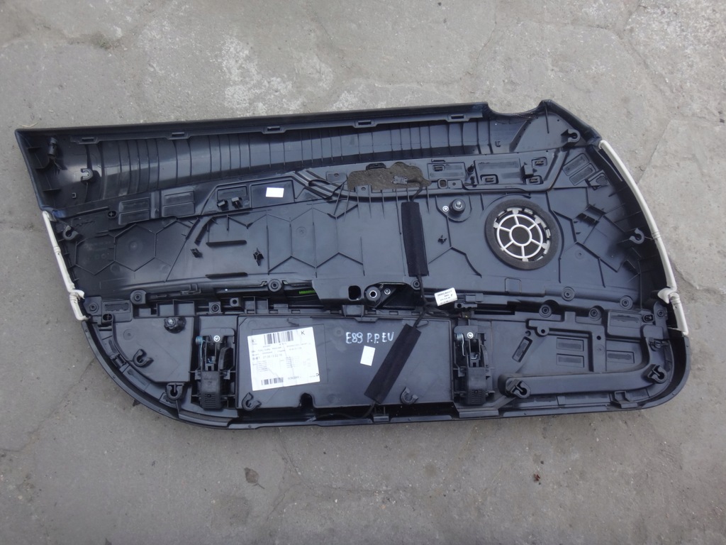 фото №7, Обшивка двері правий перед bmw z4 e89 euro