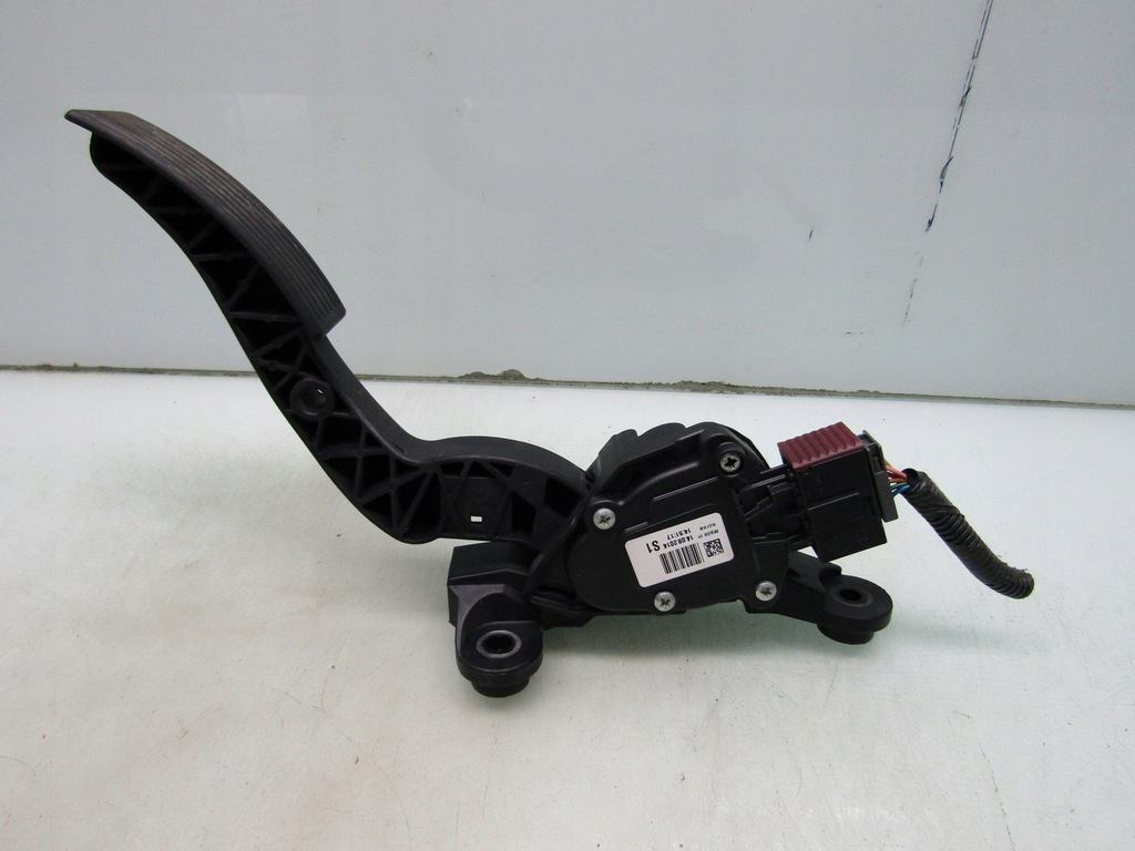 фото №1, Rio iii 1.2 14r потенциометр педаль газа