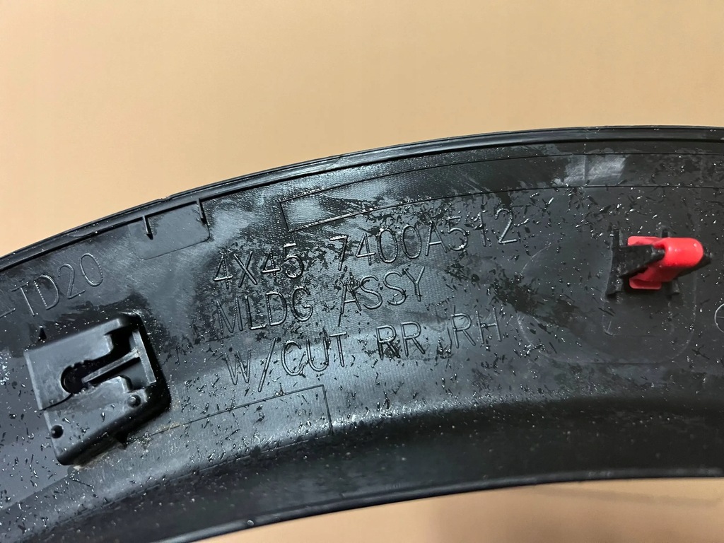 фото №12, Молдинг крыла mitsubishi eclipse cross правая задняя задняя 7400a512