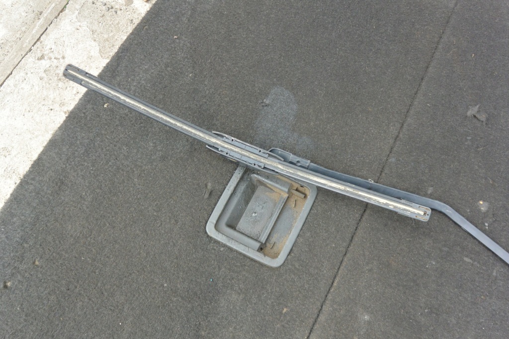 Важіль двірники комплект  tesla model s 12-16 eu Доставка