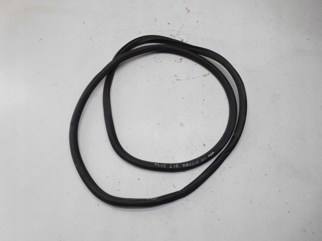 фото №1, Прокладка кузов двері vw golf v vi 5m plus ліва передня оригінал