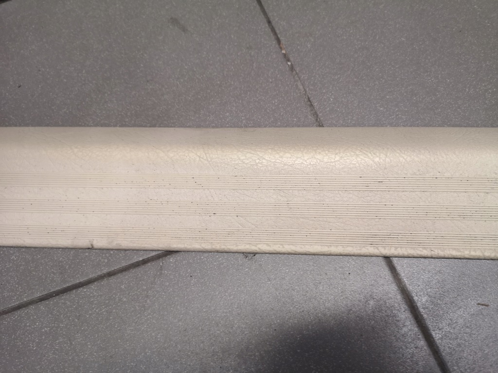 фото №6, Молдинг поріг лівий перед audi a8 d2 4d1864613