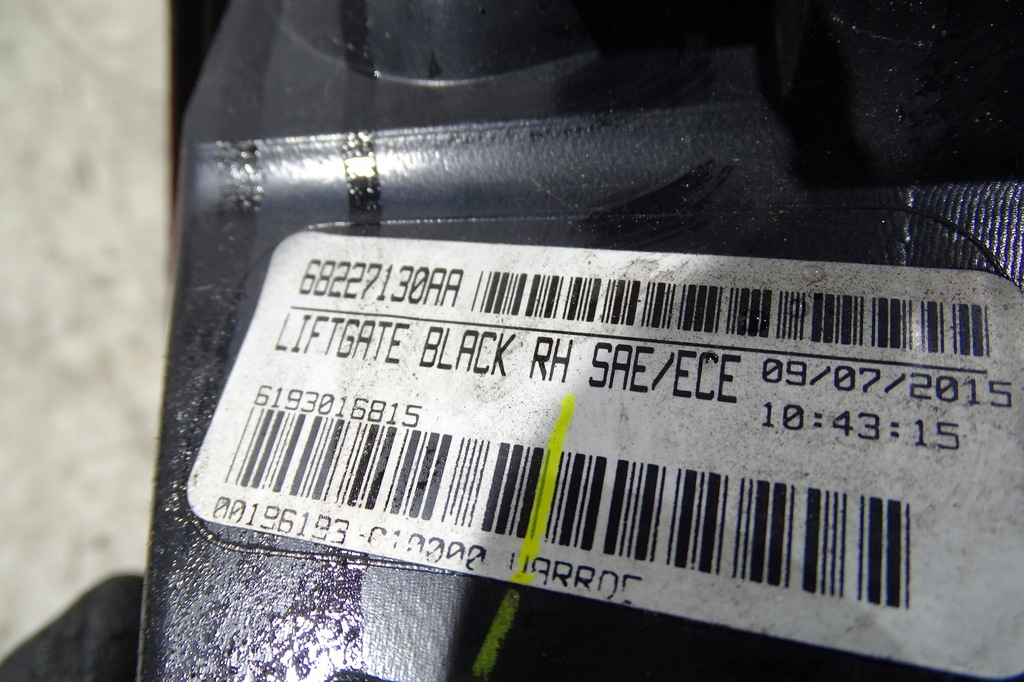 фото №10, Dodge journey fiat freemont 11- лампа права задня кришки crossroad