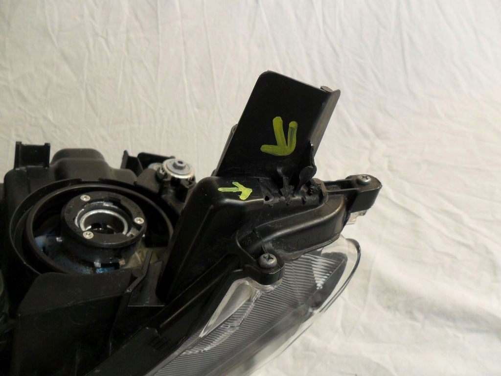 фото №10, Toyota yaris cross 2020-2025 фара лівий перед