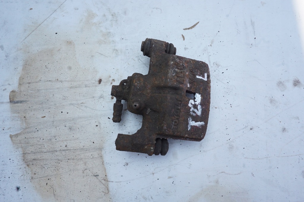 фото №1, Суппорт левый задняя toyota avensis t22