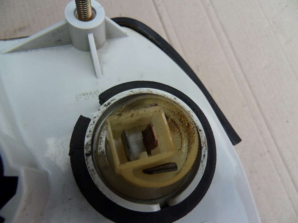 фото №10, Лампа передня права skoda favorit 443311781102