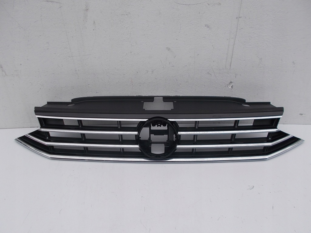 фото №1, Решітка радіатора решітка радіатора vw passat b8 lift r-line 3g0853653k