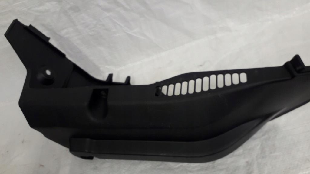 фото №14, Кронштейн полка багажника правое seat ibiza iii 6l6867762h