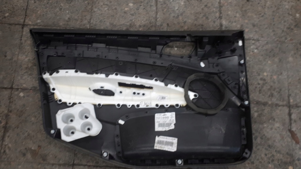 фото №9, 96815313zd обшивка дверь правый перед peugeot 308 i sw 09 r