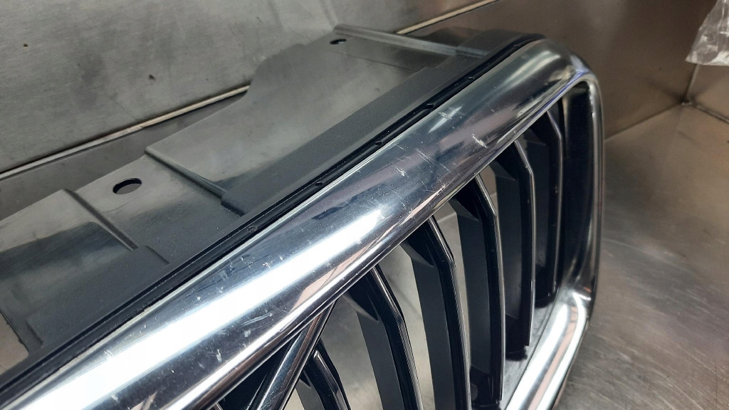 фото №10, Решётка радиатора решётка радиатора оригинальный номер 31425535 volvo xc60 ii 17-