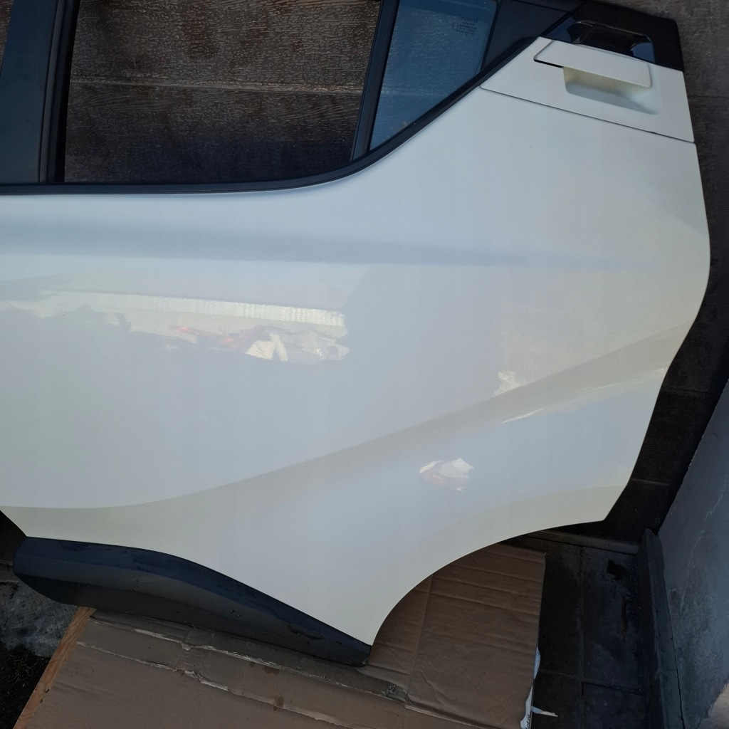 фото №6, Toyota chr ch-r дверь перед левая задняя задние левая 040 w цвет белый