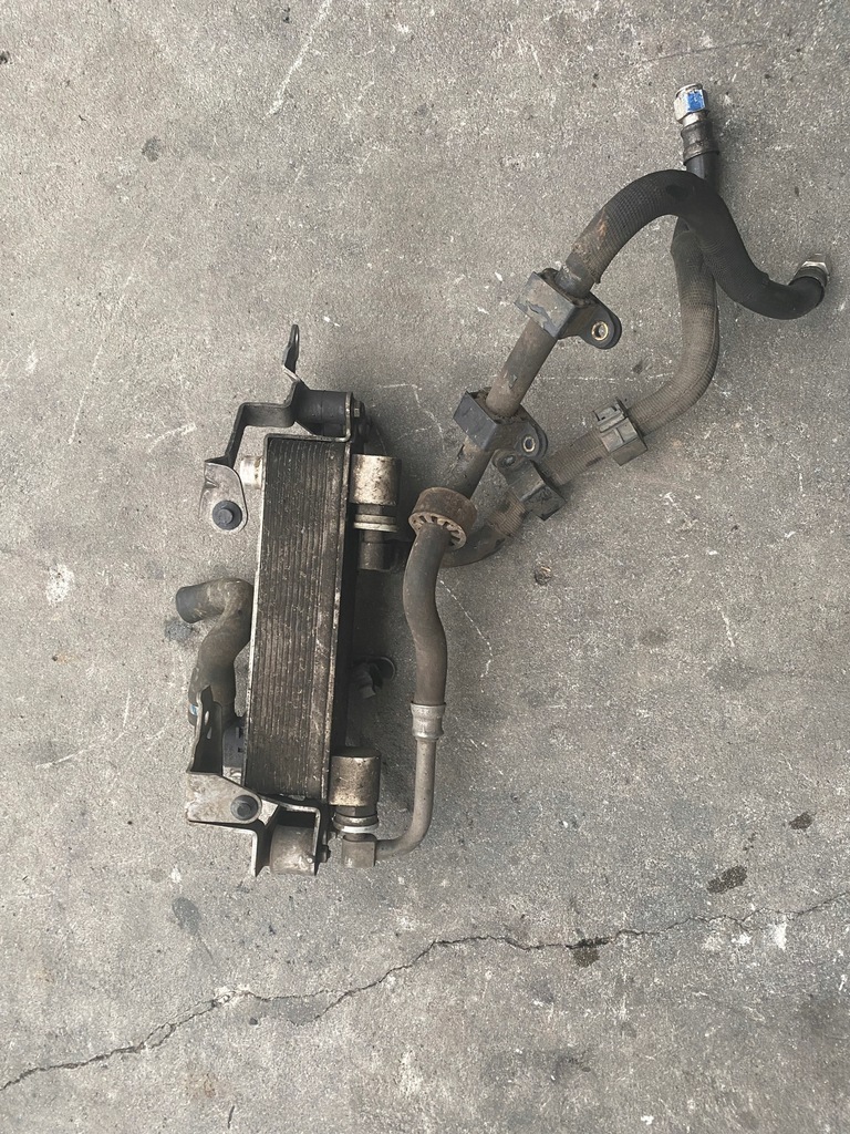 фото №1, Mercedes amg gt радіатор оливи a0995006000