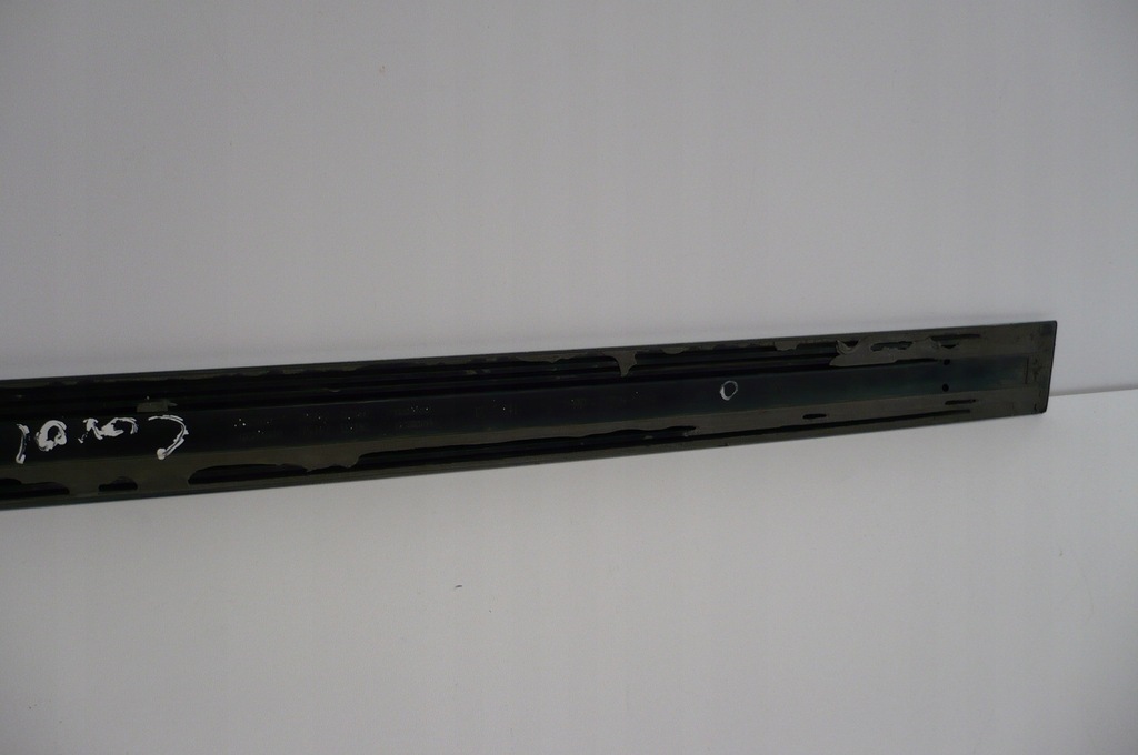 фото №6, Toyota corolla e 12 e12 молдинг дверь левая задняя 5 дверь