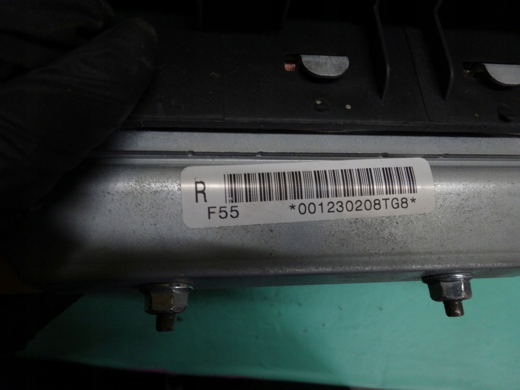 фото №5, Toyota yaris ii 08r подушка безпеки подушка колінна 305477110fka-ad