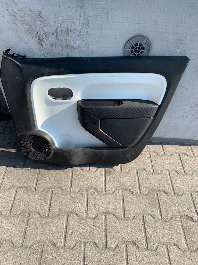 фото №1, Обшивка дверь передний правый renault twingo iii
