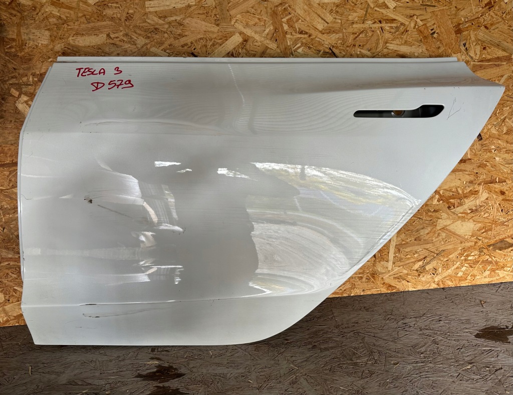 фото №1, Дверь левая задние tesla model iii 3