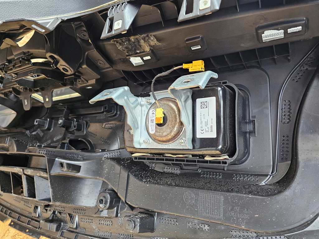 фото №10, Alfa romeo stelvio панель приладів консоль ремені подушка безпеки