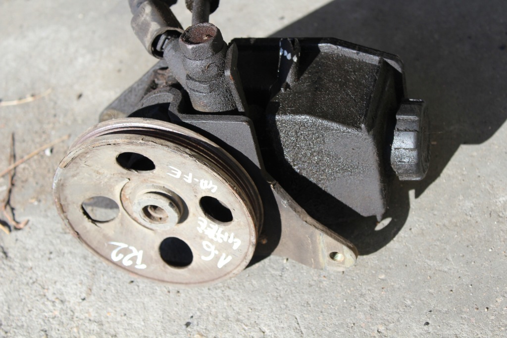 Купить Насос усилителя toyota avensis t22 1.6 4a-fe