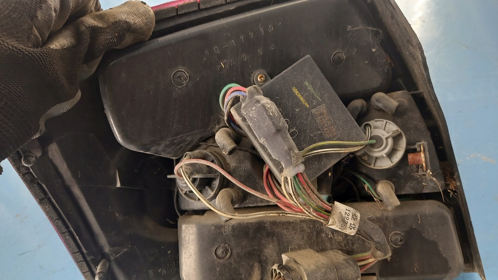 фото №6, Лампа права задня audi a4 b6 02r 1.9tdi sedan