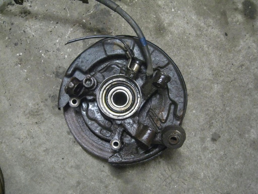 фото №2, Lexus sc400 sc 400 ступиця поворотний кулак ліва задня