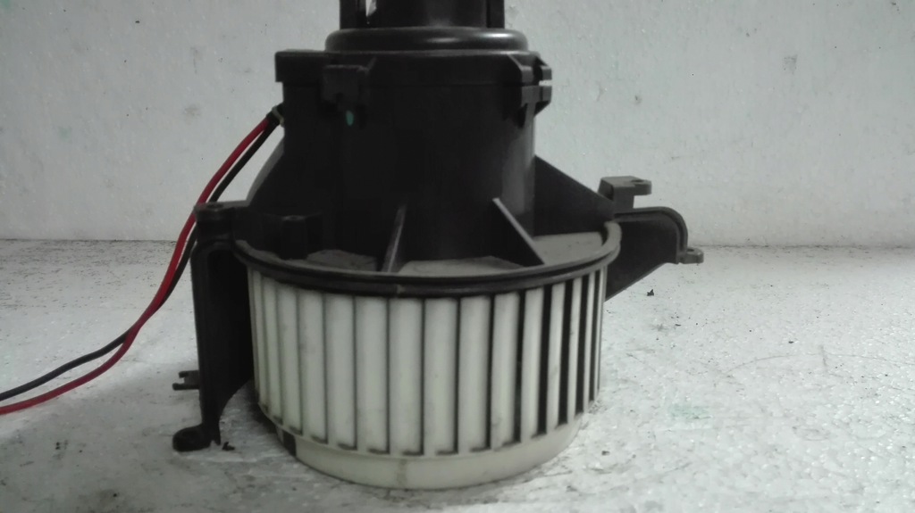 фото №1, Вентилятор обдув opel 52421335