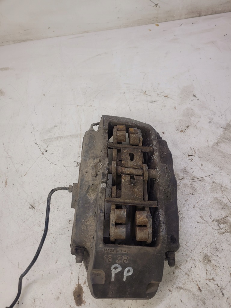 фото №7, Супорт гальмівний правий перед audi q7 4l 18 zr