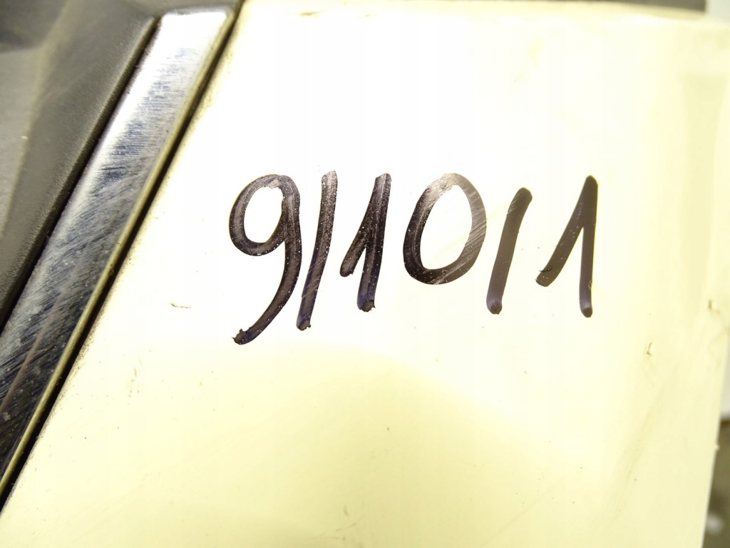 фото №15, Ford c-max grand c-max mk2 10r- бампер перед передний 6x pdc