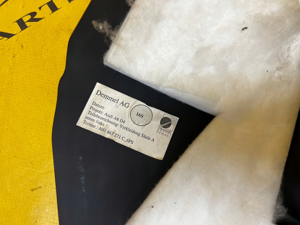 Пластик накладка порог стойка a перед левая левое  audi a8 d4 4h Киев