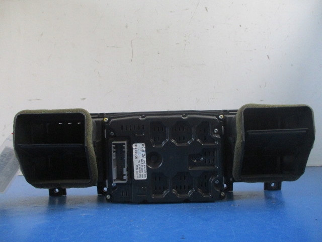 фото №4, Opel vectra c дисплей+ решётки обдув 93182818