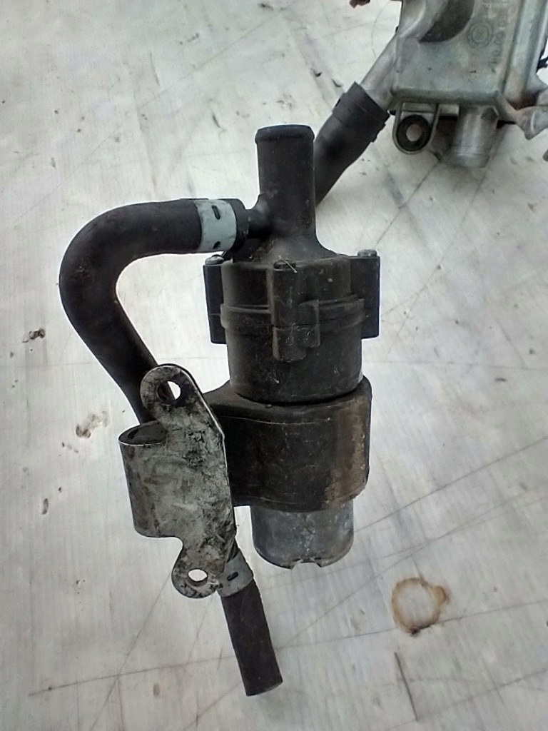 Mercedes e-klasa w210 нагрівач води обігрівач a0001590504 a6111500004 Київ