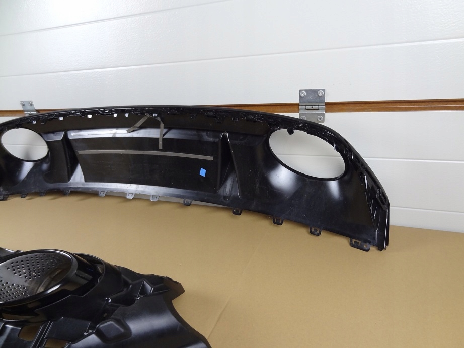 фото №8, Спойлер спойлер дифузор накладка бампер задня вихлопи наконечники audi rs3 8y