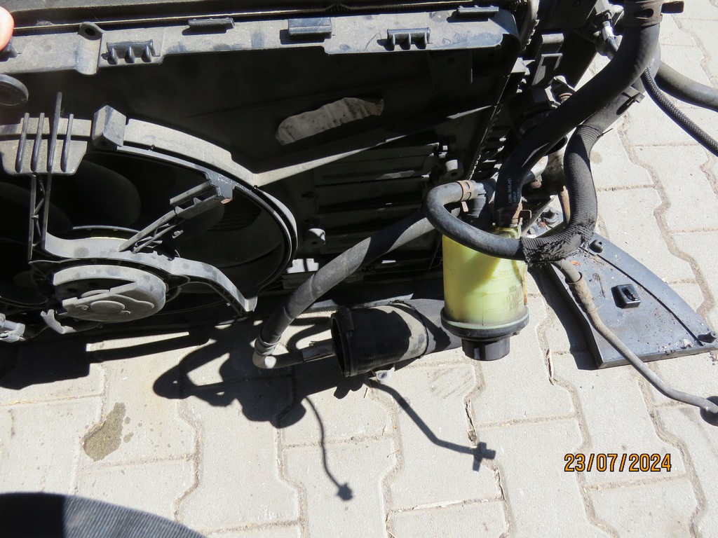 фото №10, Volvo xc60 i 12r 2,4 d радиатор комплект