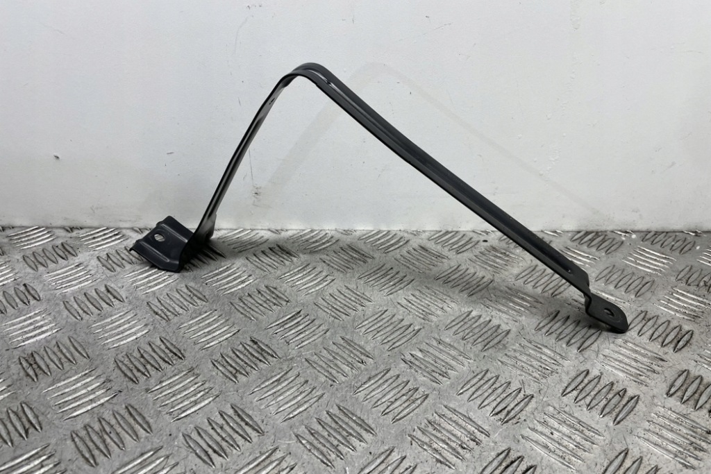 Держатель аккумулятор bmw 6 купе f13 7609962 3.0l дизель 230kw 2012 с Разборки