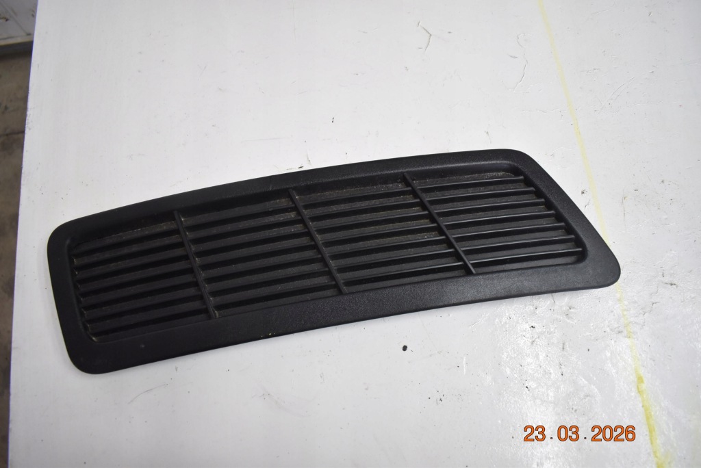 Купити Решітка  впуск повітря права ford transit mk8