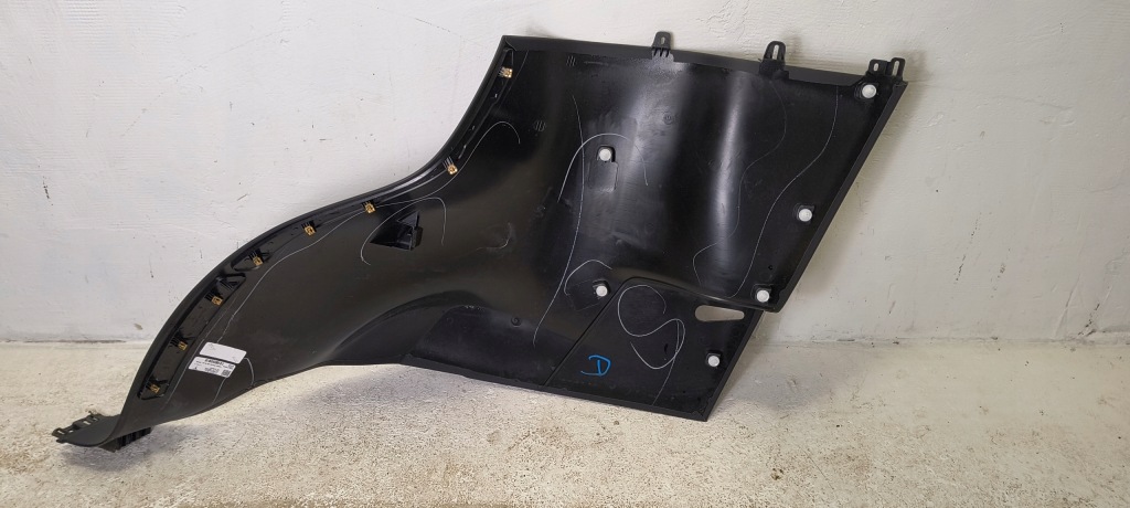 Обивка защита багажника левая tesla model x Недорого