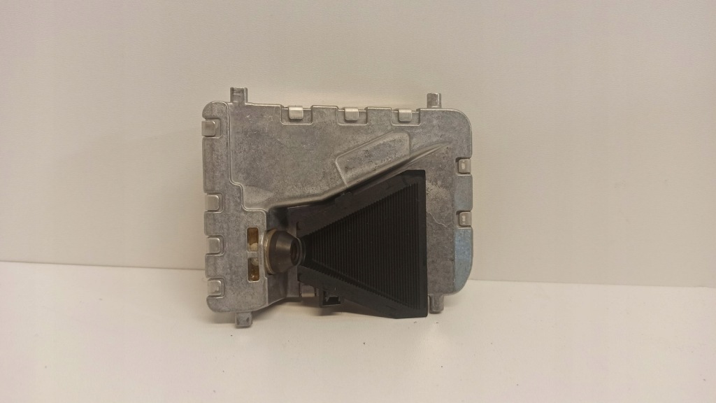 фото №3, Mercedes w212 камера передня перед a0009007607