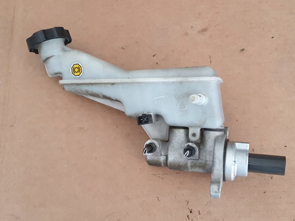 фото №1, Hyundai i40 ceed насос тормозная