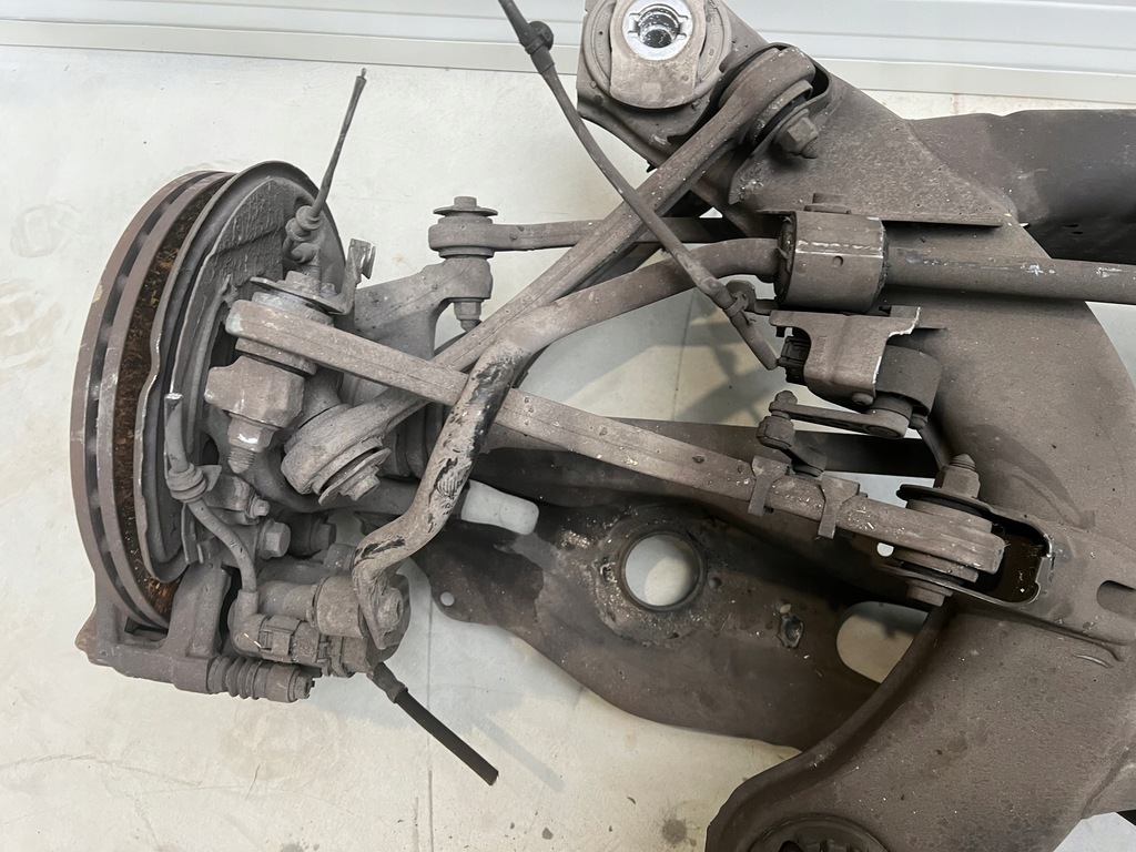 фото №5, Підвіска задні підрамник mercedes e-klasa w213 2.2d