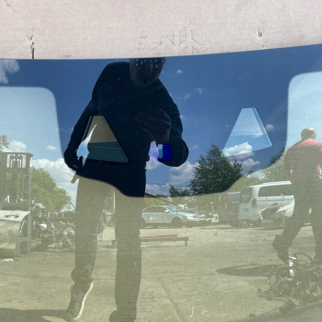 фото №10, Стекло перед передняя a2126704100 na 2 камеры mercedes e klasa w212 lift