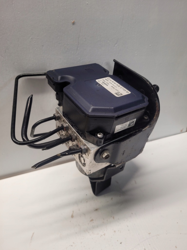 Купить Насос тормозная abs mercedes ml w166 a1669013400