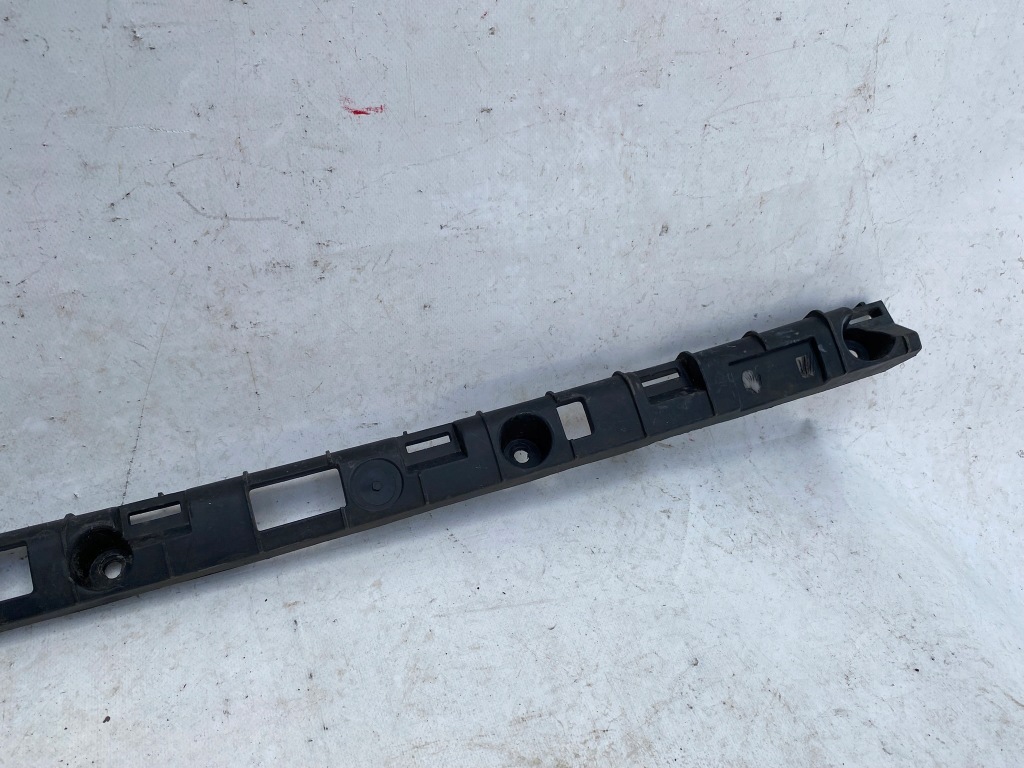 фото №11, Tesla model x 15- напрямна кронштейн поріг правий 1046691-00-b