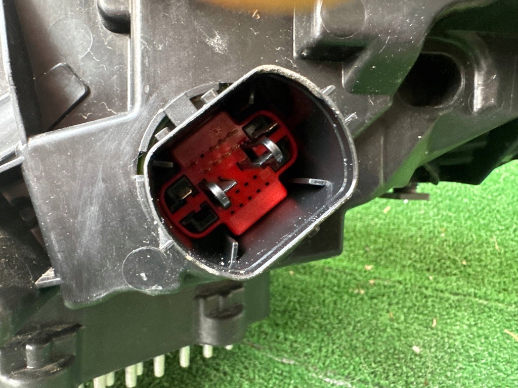 фото №9, Land rover range rover evoque l551 2005 перед сторона правая лампа передняя