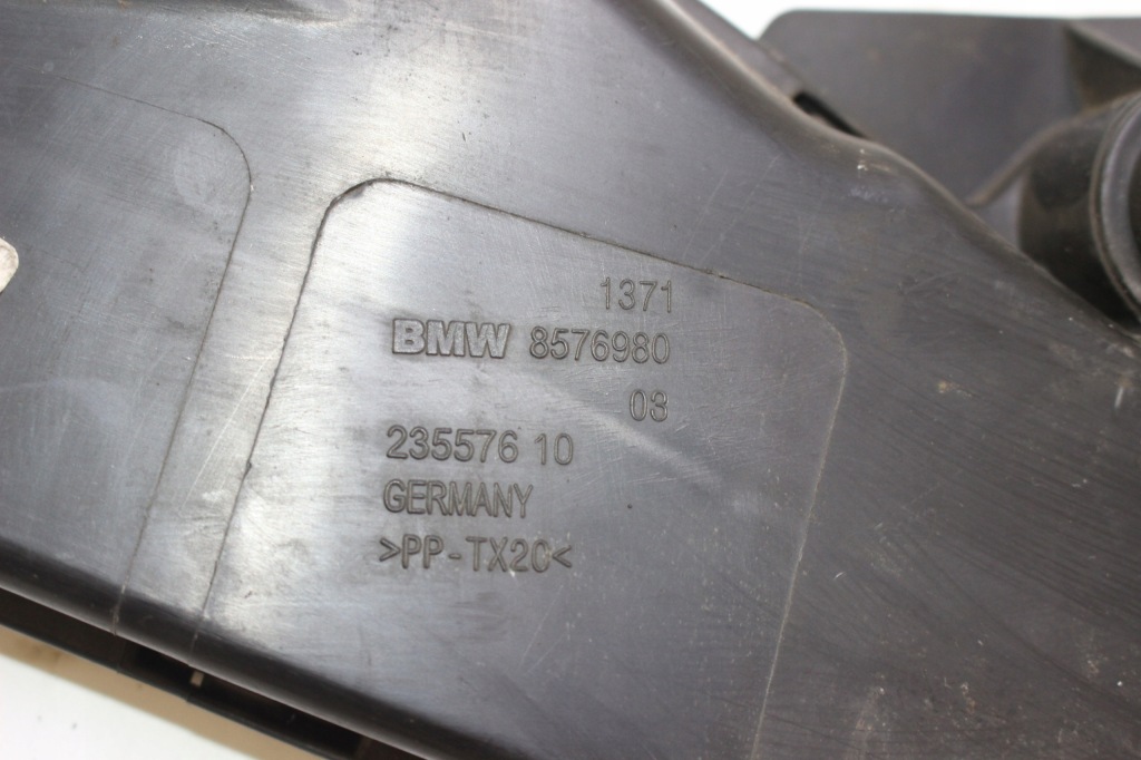 Труба впуск повітрозабірник повітря bmw f39 f45 f46 f48 8576980 Недорого