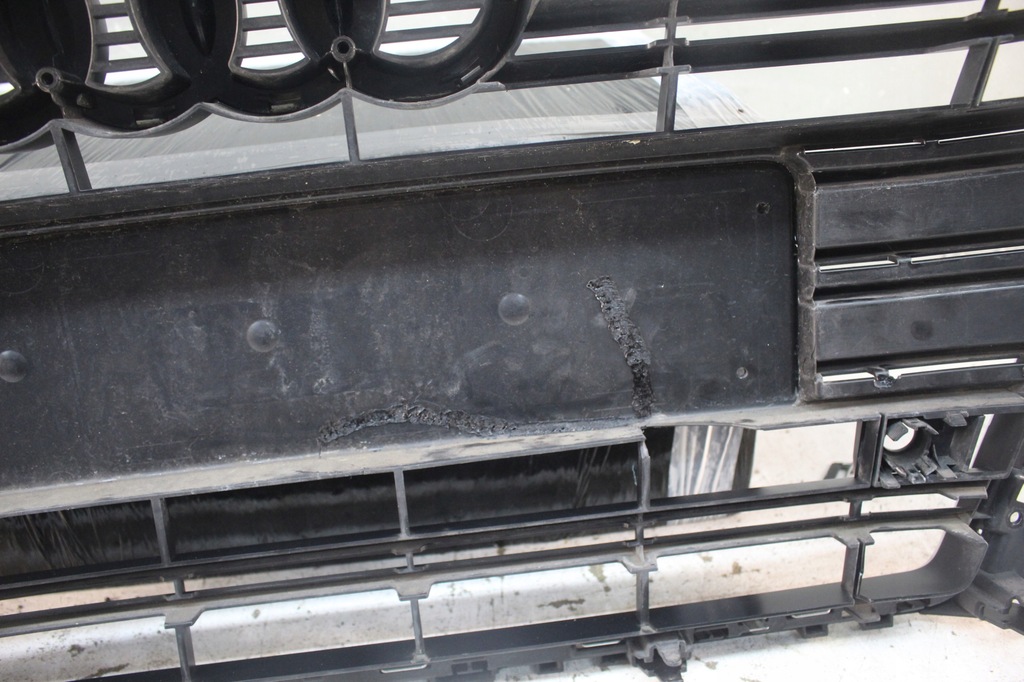 фото №8, Решётка радиатора audi a3 lift 8v3853651aa 8v