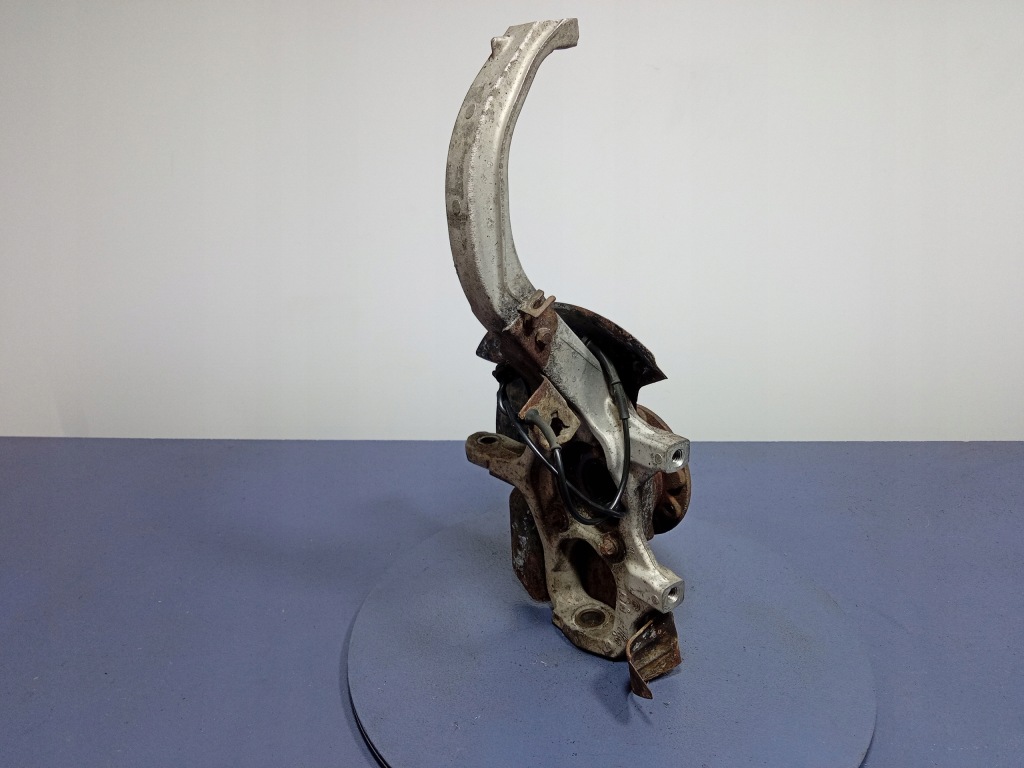 фото №3, Alfa romeo 159 1.75 tbi поворотний кулак права перед передня