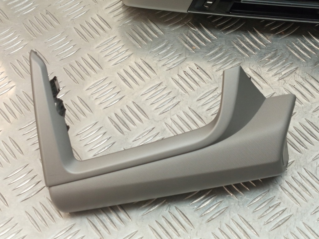 Купить Bmw u06 x1 u11 x2 u10 молдинг декоративная декоративная  панели европа  9496113