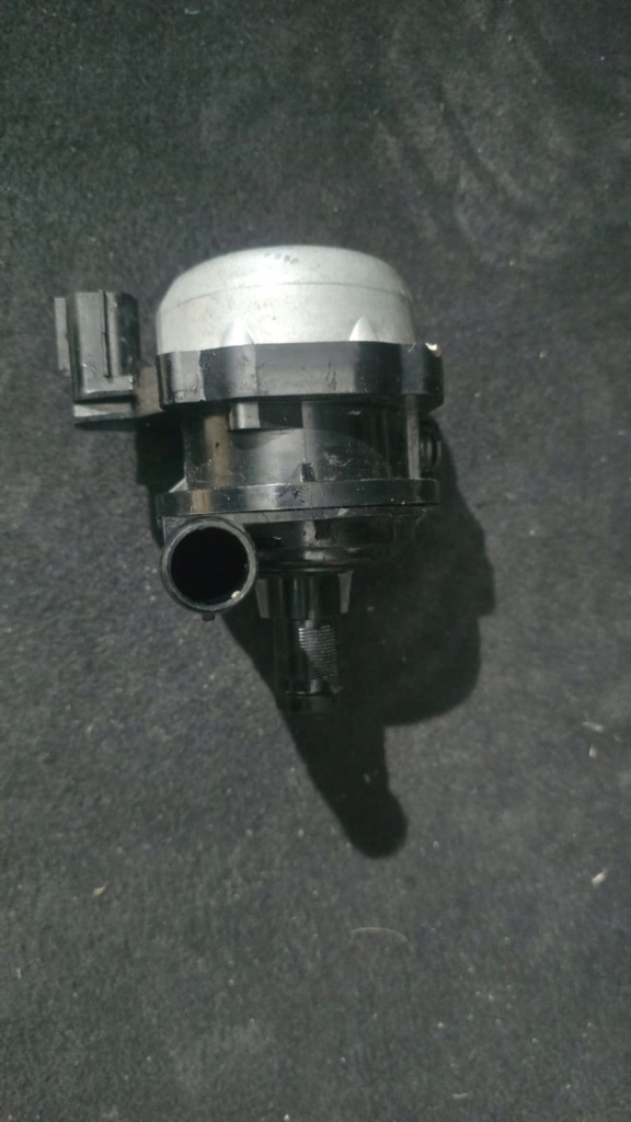 фото №1, Насос wody master 2.3 dci biturbo 210109597r